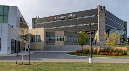 DU HỌC CANADA - TRƯỜNG ST. LAWRENCE COLLEGE